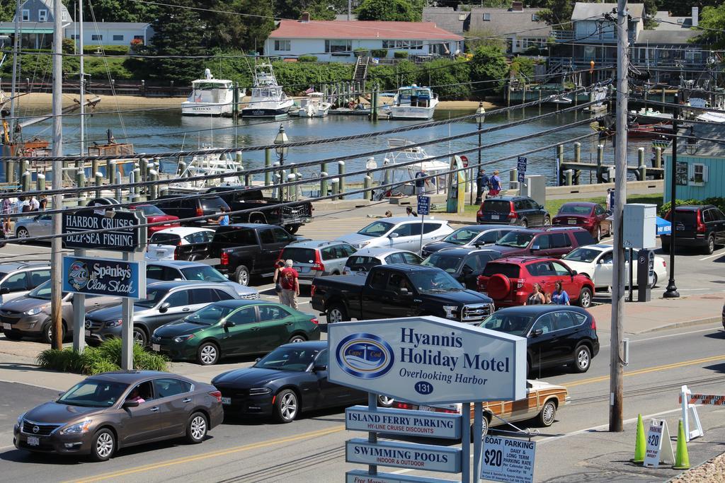 Hyannis Holiday Motel Екстер'єр фото