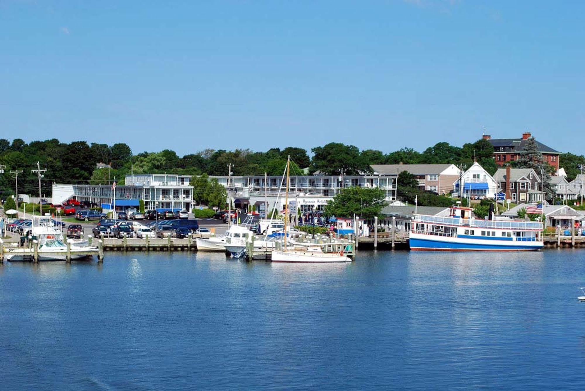 Hyannis Holiday Motel Екстер'єр фото